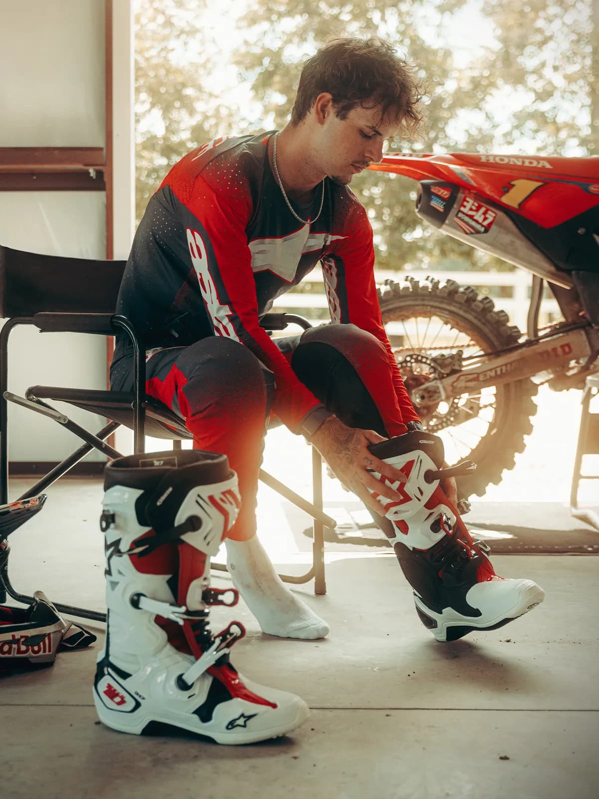 Alpinestars Supertech Hiten — actiebeeld 1