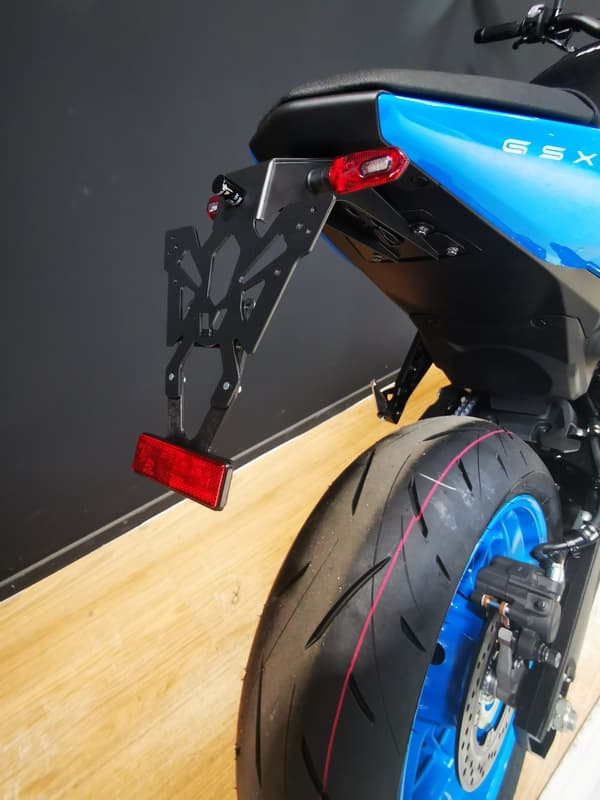 V Parts Kentekenplaat Holder