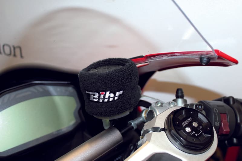 Bihr Master-Cylinder Reservoir Protector Zwart
