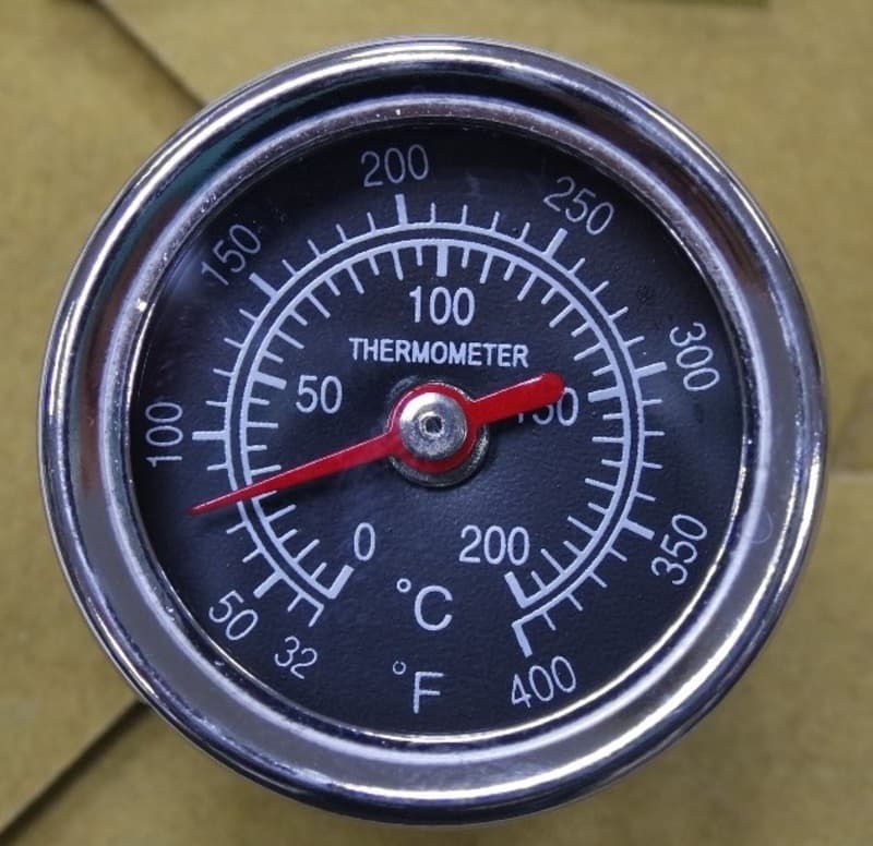 V Parts Oil Temperature Gauge V Parts ø 20x2,5x24