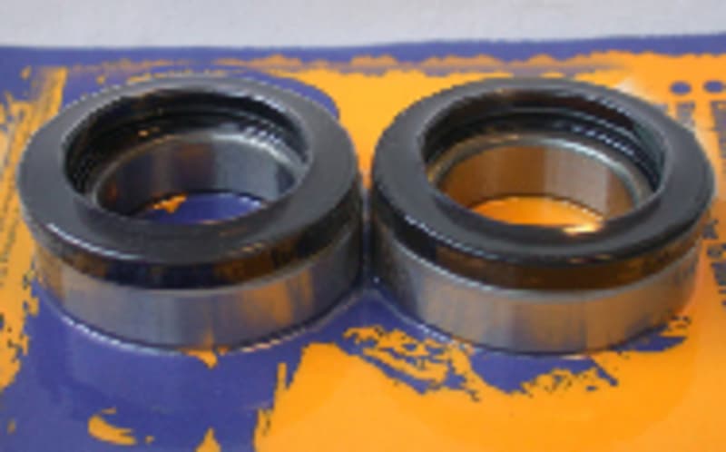 Pivot Works Rear Wheel Bearings And Seals Kit