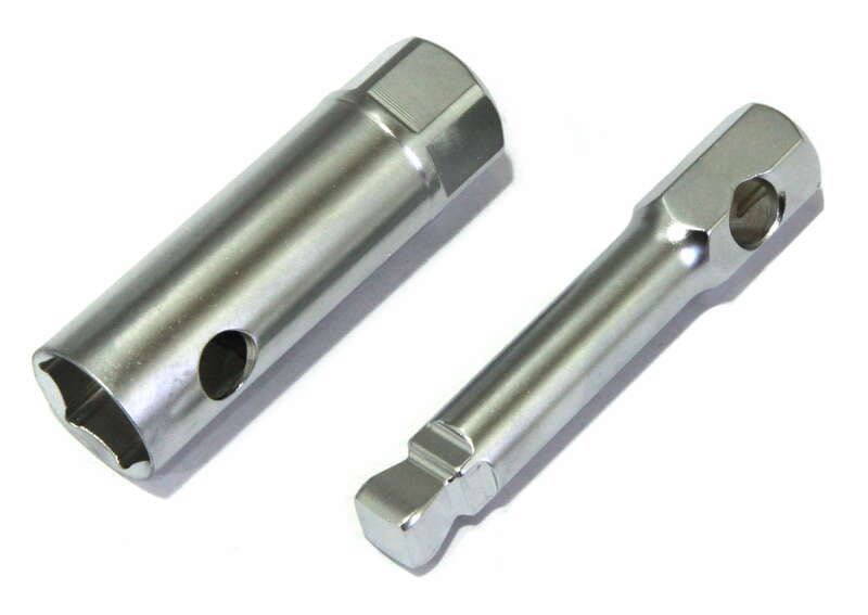 Vector Spark Plug Socket 16mm With Extension