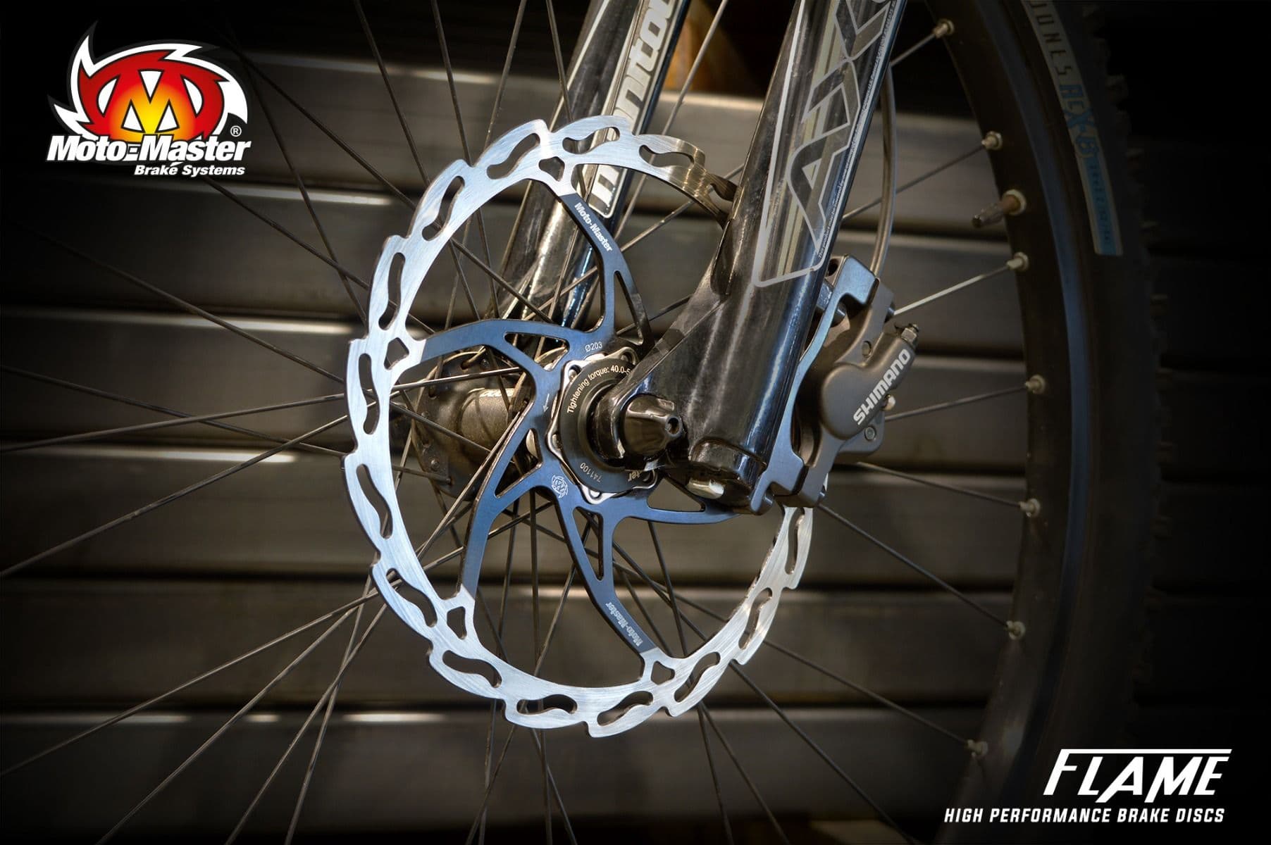 Motomaster Bicycle Flame Disc 203x2,0x16,5mm (Zwart Lacquere